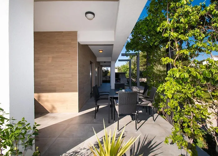 Slavica Apartman Vodice